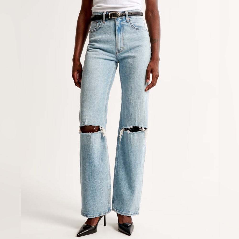 Abercrombie High Rise 90s Relaxed Jean curve love